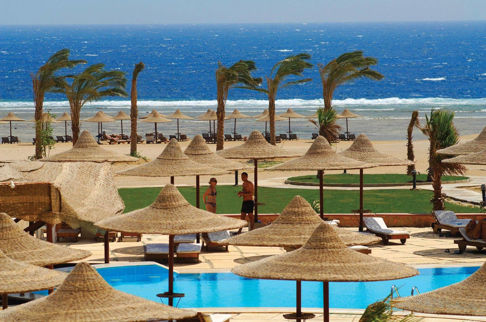 Bliss Nada Beach Resort Baia di Coraya Esterno foto